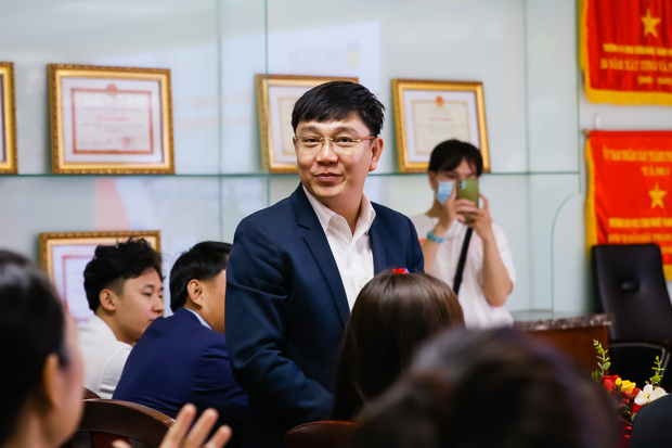 HUTECH chính thức ký MOU với Hiệp hội Thương mại điện tử Việt Nam & tổ chức Hội thảo khoa học về triển vọng nghề nghiệp ngành Thương mại điện tử 50