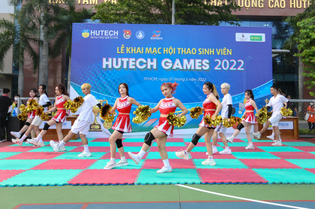 Đuốc HUTECH Games 2022 rực sáng, thắp lên ngọn lửa của sức trẻ giàu trí tuệ và thể lực 214