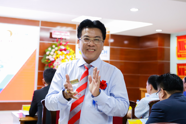 HUTECH chính thức ký MOU với Hiệp hội Thương mại điện tử Việt Nam & tổ chức Hội thảo khoa học về triển vọng nghề nghiệp ngành Thương mại điện tử 19