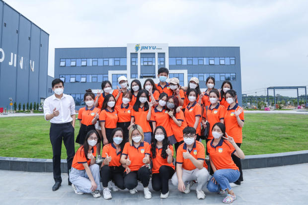 Sinh viên HUTECH tích lũy nhiều kinh nghiệm lý thú từ buổi tham quan thực tế tại Cty Jinyu Tire 151