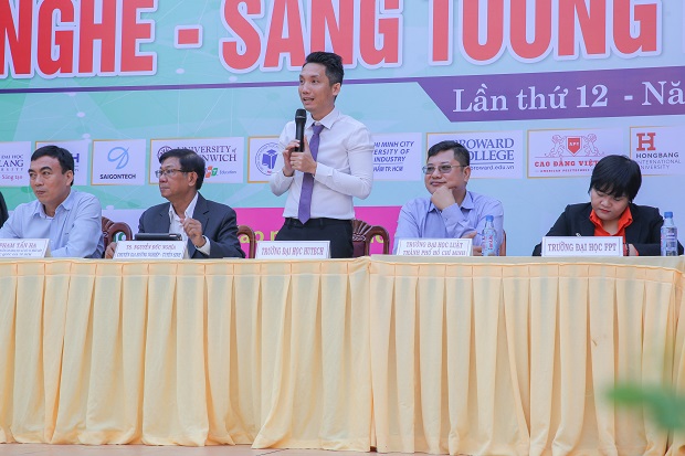 Tư vấn trực tuyến 10h sáng Chủ nhật 8/3: “Nhóm ngành Du lịch - Nhà hàng - Khách sạn: Tố chất nào để thành công?” 23