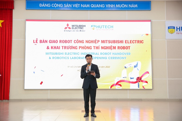 HUTECH tiếp nhận robot công nghiệp & khánh thành phòng thí nghiệm AI từ Mitsubishi Electric Việt Nam
