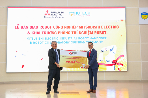 HUTECH tiếp nhận robot công nghiệp & khánh thành phòng thí nghiệm AI từ Mitsubishi Electric Việt Nam 72