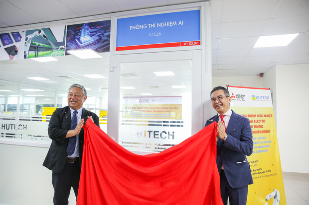 HUTECH tiếp nhận robot công nghiệp & khánh thành phòng thí nghiệm AI từ Mitsubishi Electric Việt Nam 126