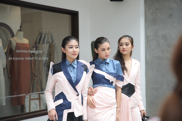 HUTECH fashion design students serve up fashion with coffee in the new fashion show 98