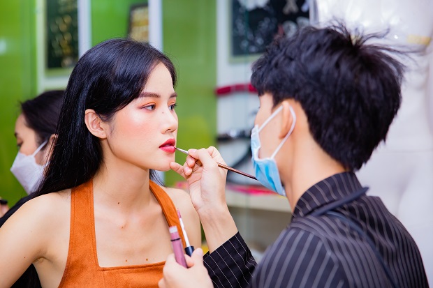 Chiêm ngưỡng loạt thiết kế mãn nhãn tại "Fashion show 19" của sinh viên Thiết kế thời trang HUTECH 48