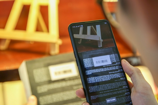 Accessing the library via smartphone - a practical “4.0 application” for university students 31