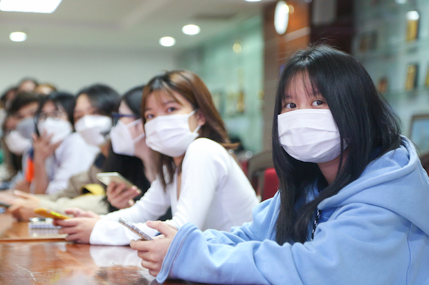 Sinh viên Khoa Hàn Quốc học tích lũy “bí quyết” thực hiện nghiên cứu khoa học 81