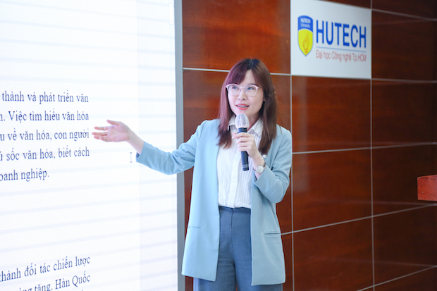 Sinh viên Khoa Hàn Quốc học tích lũy bí quyết thực hiện nghiên cứu khoa học 74