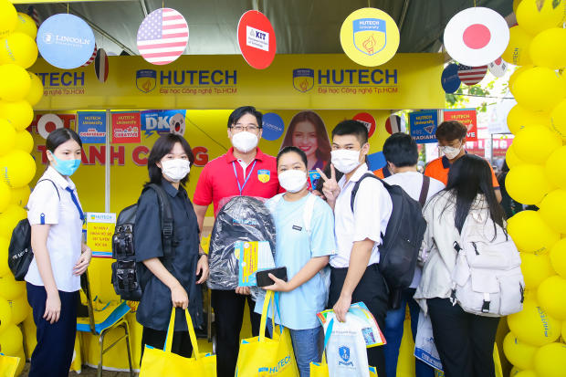 “Check in” Cần Thơ, HUTECH mang đến học sinh miền Tây nhiều thông tin tuyển sinh 2022 mới nhất 83