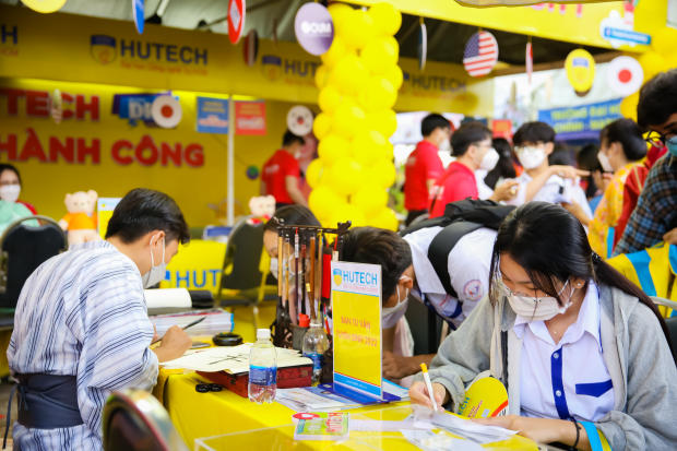 “Check in” Cần Thơ, HUTECH mang đến học sinh miền Tây nhiều thông tin tuyển sinh 2022 mới nhất 74