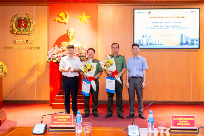 Khai giảng Chương trình đào tạo từ xa - Hợp tác bền chặt giữa HUTECH và Đại học An ninh nhân dân 28