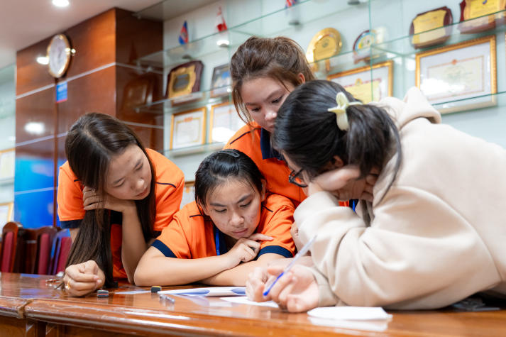 Sinh viên Khoa Quản trị kinh doanh “thử lửa” tại vòng Sơ loại cuộc thi “Thực chiến nghề Nhân sự” 42