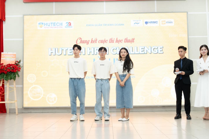 Tân Quán quân Cuộc thi “HUTECH HRM CHALLENGE” lần thứ II là sinh viên Quản trị nhân lực HUTECH 146