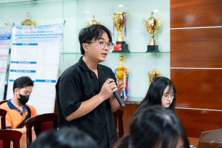 Ngành Dược thời AI: Sinh viên HUTECH “bắt sóng” xu hướng nghiên cứu khoa học và R&D hiện đại 48