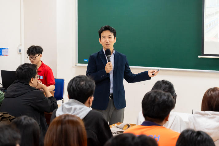 Học cách thiết kế dự án, sinh viên HUTECH phát triển tư duy đổi mới sáng tạo 54