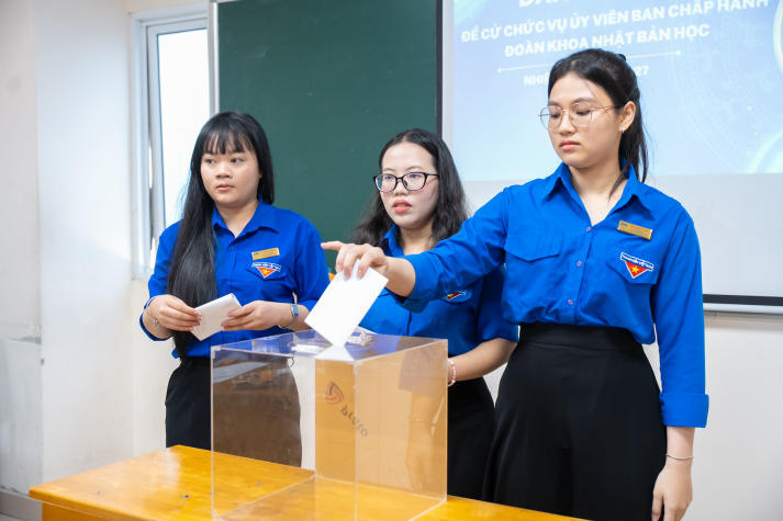 Những gương mặt trẻ góp sức cho chặng hoạt động mới của Đoàn Khoa Nhật Bản học 31