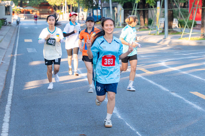 [HUTECH Games 2026] Nóng dần với những màn kéo co quyết liệt và điền kinh bứt tốc 66