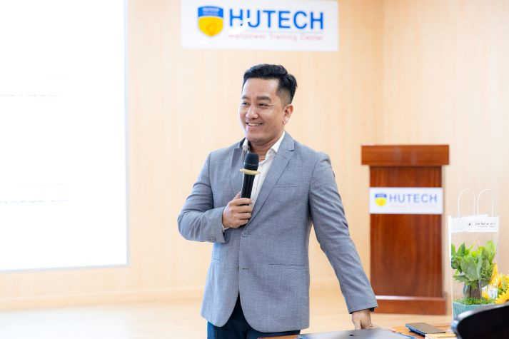 HUTECH-ers cập nhật kỹ năng quản lý truyền thông và xây dựng thương hiệu trong thời đại AI 31