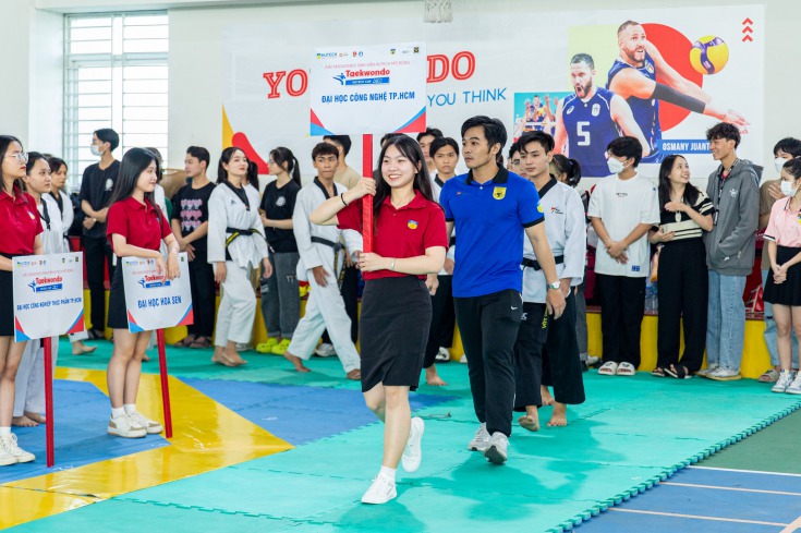 Hơn 200 vận động viên tranh tài sôi nổi tại Giải Taekwondo Sinh viên HUTECH mở rộng lần 1 64