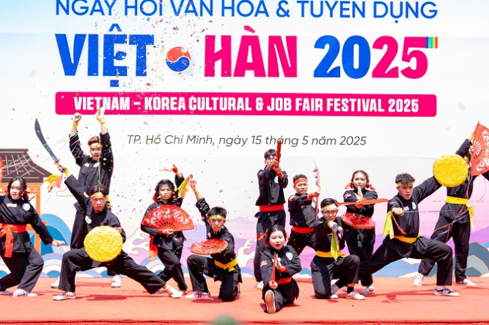 Ngày hội Văn hóa và Tuyển dụng Việt - Hàn 2025: Bắt nhịp văn hóa, chạm cơ hội nghề nghiệp quốc tế 37
