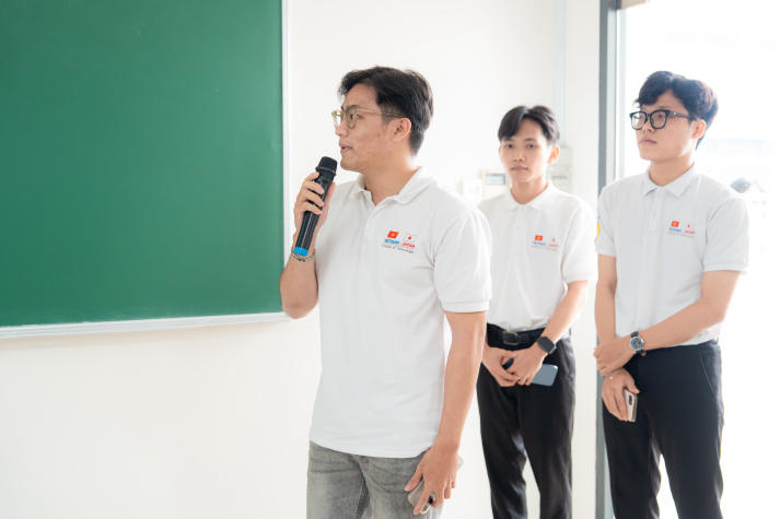 VJIT students explore Japanese culture and technology with Yuwa Co., Ltd. delegation 77