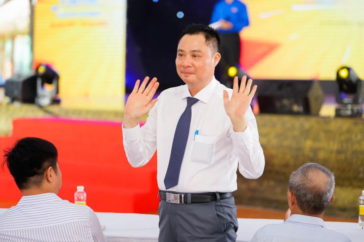 Hội trại AMAZING HUTECH 2023 chính thức khai mạc, sinh viên bật mood “chơi hết sức, quẩy hết mình” 48