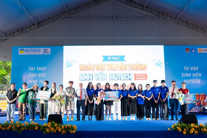 Đêm giao lưu văn nghệ HUTECH: Rực rỡ sắc màu truyền thống, thăng hoa giai điệu tuổi trẻ 123