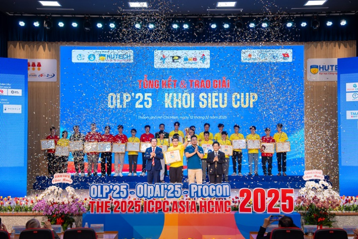 Khép lại OLP’25, OlpAI’25, Procon’25 và ICPC Asia HCMC 2025 tại HUTECH, mở ra tiềm năng mới cho thế hệ công nghệ trẻ 78