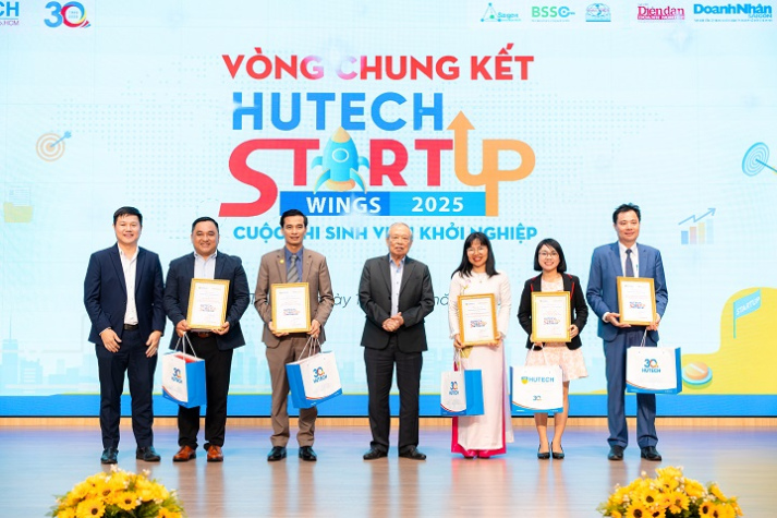 Chung kết HUTECH Startup Wings 2025: Trà sữa thảo mộc dạng viên nén TEA PIE lên ngôi Quán quân 22