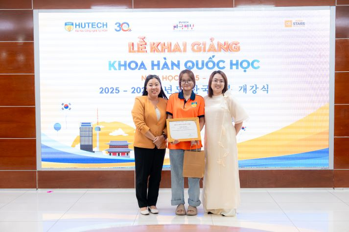 Khoa Hàn Quốc học chào đón tân sinh viên khóa 2025, khởi đầu hành trình hội nhập và phát triển toàn cầu 87