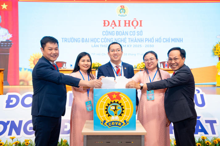 Đại hội Công đoàn HUTECH khóa XI, nhiệm kỳ 2025-2030: Khát vọng đổi mới, hướng đến tổ chức vững mạnh 258