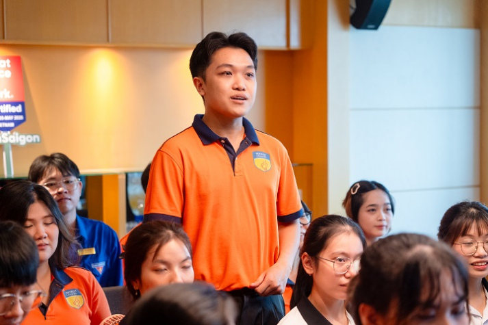 Tham quan Renaissance Riverside Hotel Saigon, sinh viên Quản trị khách sạn VKIT tìm hiểu cơ hội nghề nghiệp “5 sao” 20