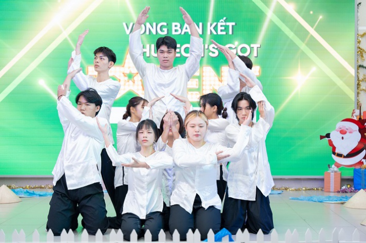 Bán kết HUTECH’s Got Talent 2024: Lộ diện 18 thí sinh/nhóm thí sinh xuất sắc tiến vào vòng Chung kết 102