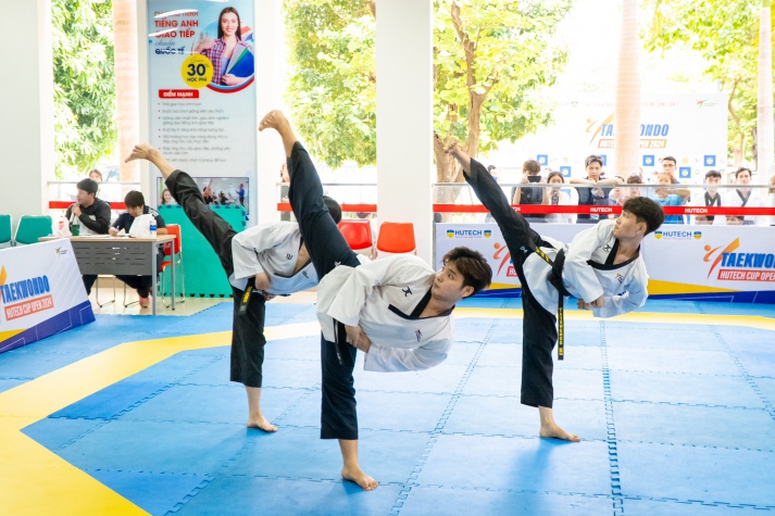 HUTECH giành giải Nhì toàn đoàn tại Taekwondo HUTECH Cup Open 2024 106