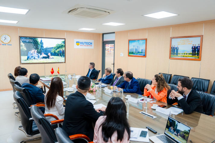 HUTECH kết nối University of Barcelona (Tây Ban Nha), mở rộng mạng lưới hợp tác giáo dục châu Âu 71