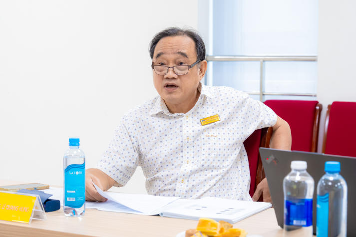 Nghiên cứu sinh ngành Quản trị kinh doanh HUTECH bảo vệ chuyên đề luận án tiến sĩ 25