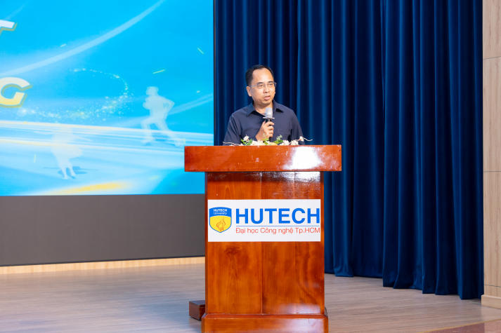 Khoa Khoa học Xã hội và Quan hệ Công chúng tôn vinh loạt dự án ý nghĩa của sinh viên 25