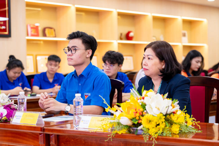 [Video] “Trí tuệ khởi” chiến thắng đầy thuyết phục tại Chung kết “Olympic Tư tưởng Hồ Chí Minh” 32