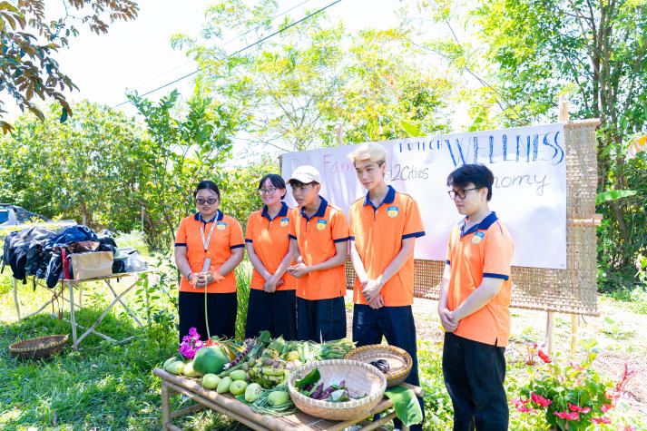 [Ảnh] Sinh viên HUTECH khám phá mô hình kinh tế sức khỏe bền vững qua hành trình thực tế 84
