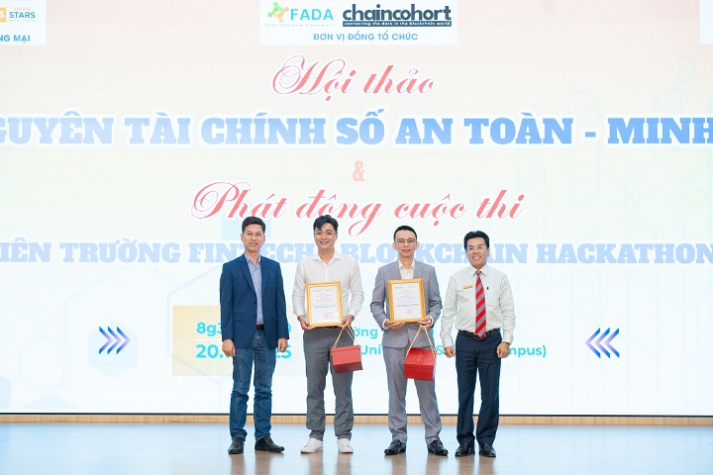[Video] Sinh viên HUTECH dấn thân kỷ nguyên tài chính số, sẵn sàng phá đảo sân chơi Fintech - Blockchain Hackathon 16