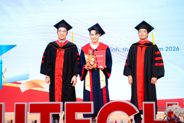 400 tân khoa HUTECH tốt nghiệp, mang tinh thần học hỏi suốt đời vào hành trình mới 82