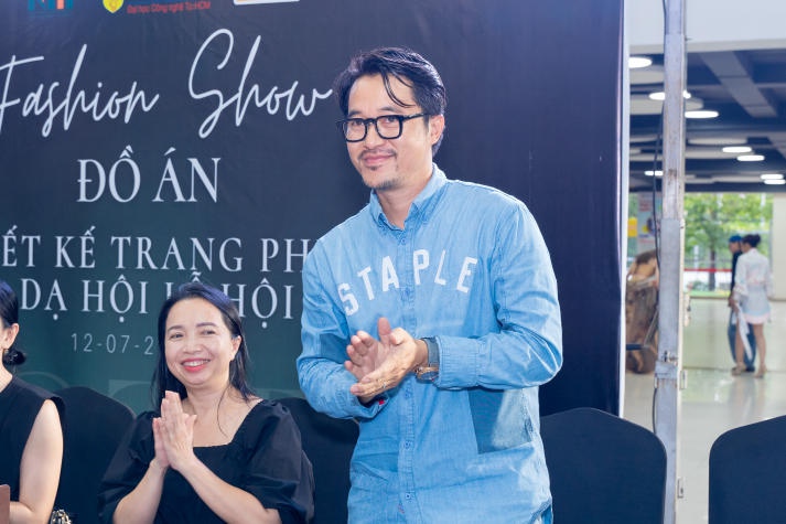 [Video] Chiêm ngưỡng loạt đồ án trang phục Dạ hội - Lễ hội đầy ấn tượng của sinh viên ngành Thiết kế thời trang 23