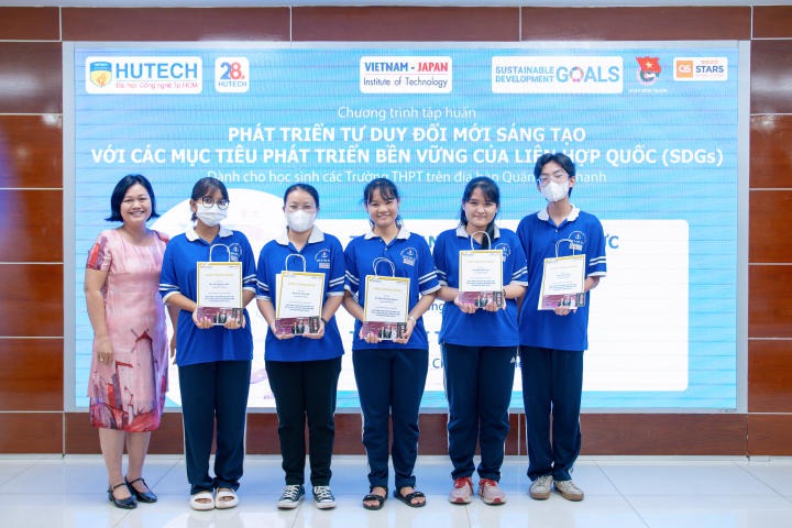 Học sinh các trường THPT chinh phục thử thách phát triển tư duy đổi mới sáng tạo cùng Viện Công nghệ Việt Nhật 120