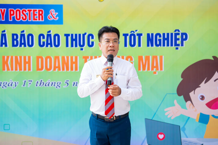 Sáng tạo từ trải nghiệm thực tế: Sinh viên ngành Kinh doanh thương mại báo cáo thực tập bằng poster 24