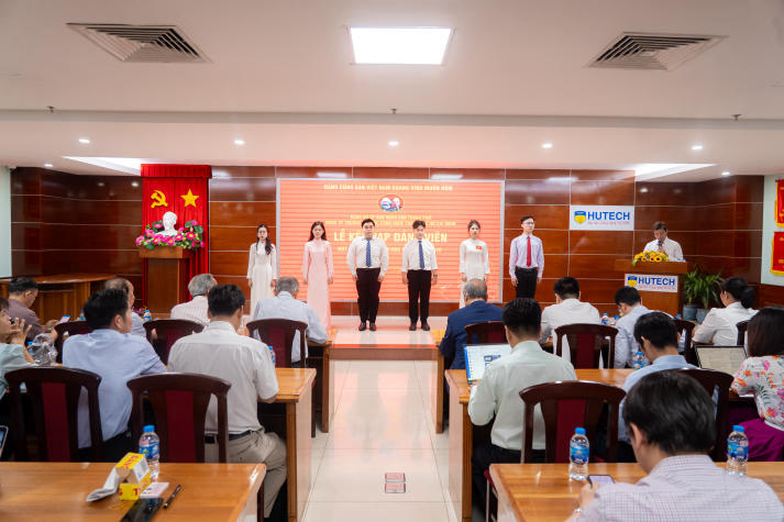 Hội nghị Đảng bộ HUTECH 2025-2026: Bồi dưỡng lý tưởng, lan tỏa khát vọng cống hiến trong đội ngũ Đảng viên trẻ 50