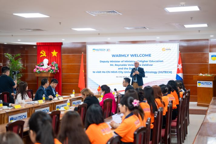 HUTECH welcomes Deputy Minister of Higher Education of the Republic of Cuba, strengthening international collaboration in education and research 92