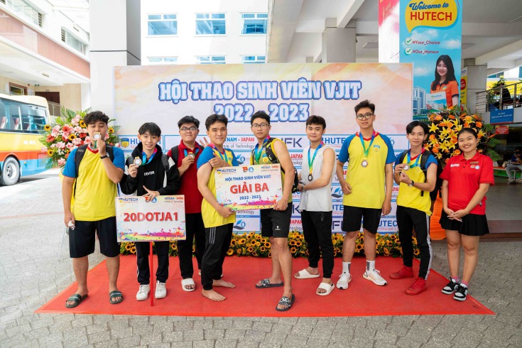 Viện Công nghệ Việt - Nhật rộn ràng khai mạc Hội thao sinh viên năm học 2022-2023 140