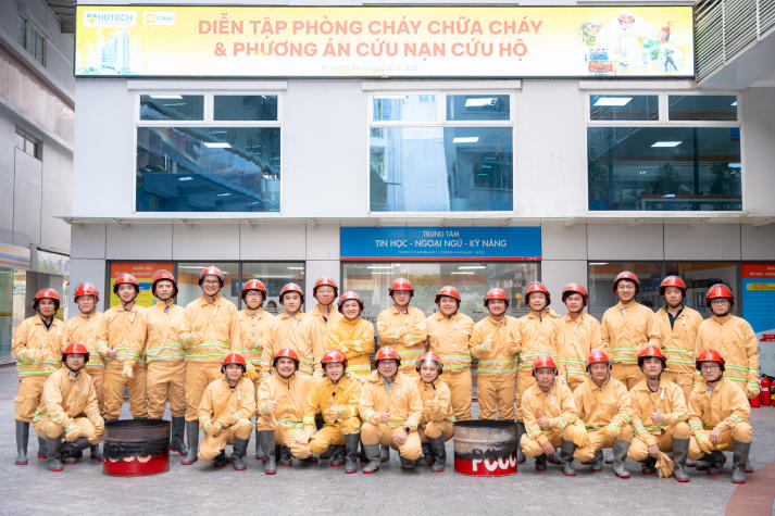 Diễn tập PCCC & CNCH, HUTECH chủ động bảo đảm an toàn học đường 146