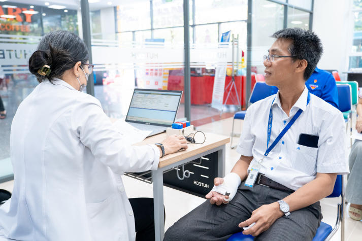 Tuổi trẻ HUTECH lan tỏa yêu thương qua Ngày hội Hiến máu tình nguyện trong Tháng thanh niên 2026 47
